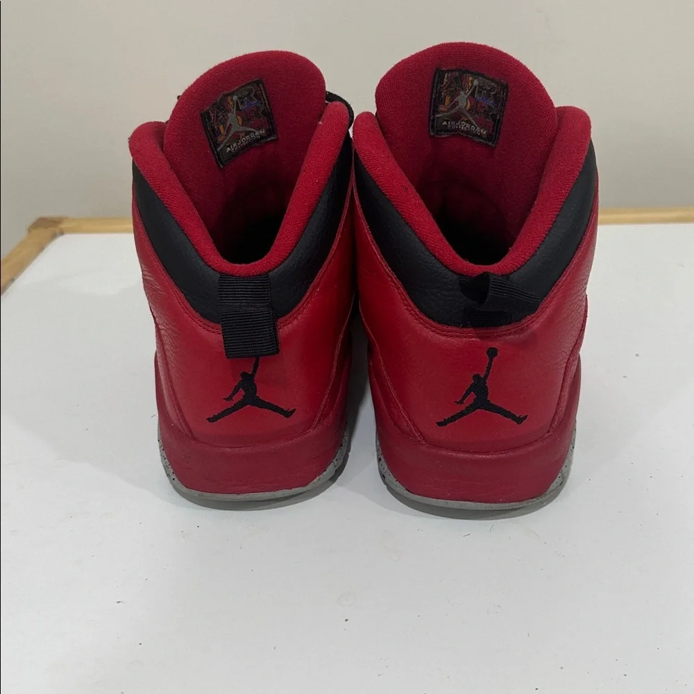 Size 10.5 - Air Jordan 10 Retro Bulls Over Broadway - Picture 3 of 6